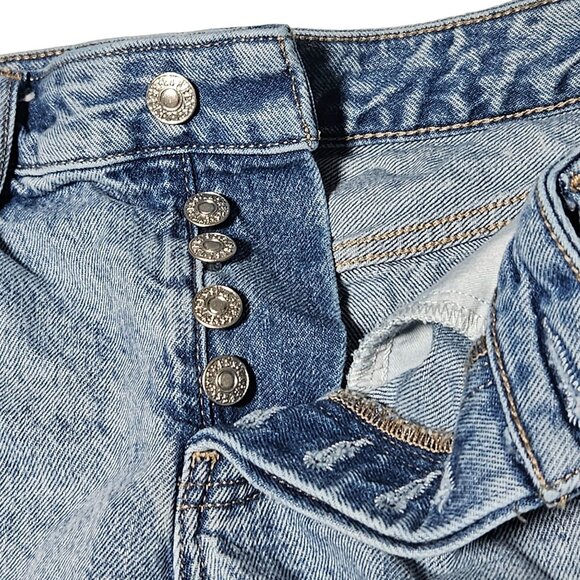 Express Boyfriend Midi Jean Shorts Womens Size 2 Button Fly Mid Rise Denim - Picture 3 of 6